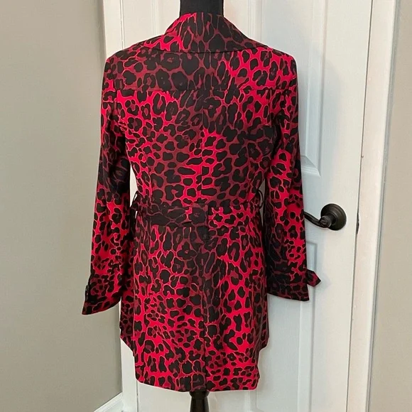 Cache Rain Coat ❤️🖤 - Picture 5 of 8